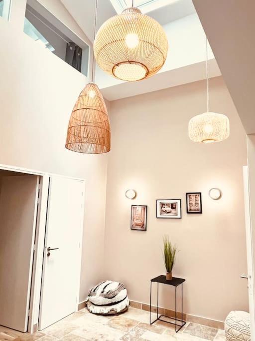 Appartement Stylish Loft 17- 3 Bdrs - 2 Bathrs - 7 Pers Parijs