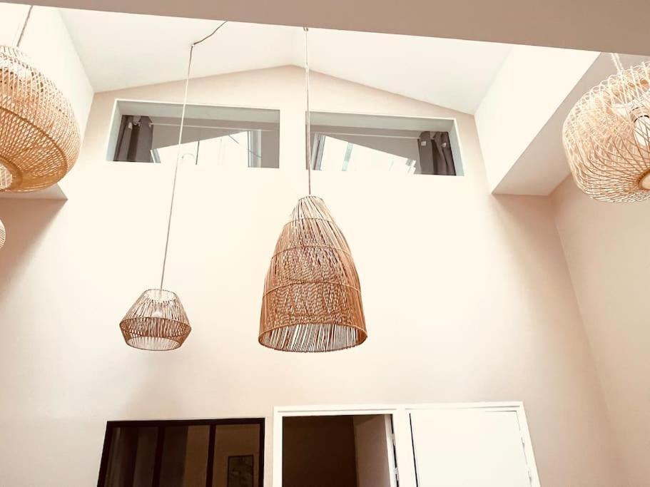 Stylish Loft 17- 3 Bdrs - 2 Bathrs - 7 Pers * Parijs