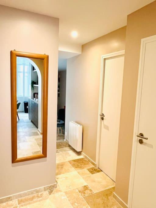 Appartement Stylish Loft 17- 3 Bdrs - 2 Bathrs - 7 Pers Parijs